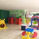 Apt alto padrão todo mobiliado e decorado em cond. Fechado