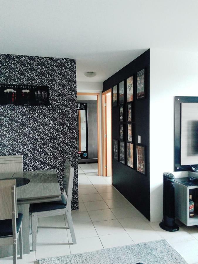 Apt Alto Padrao Todo Mobiliado E Decorado Em Cond. Fechado Apartamento