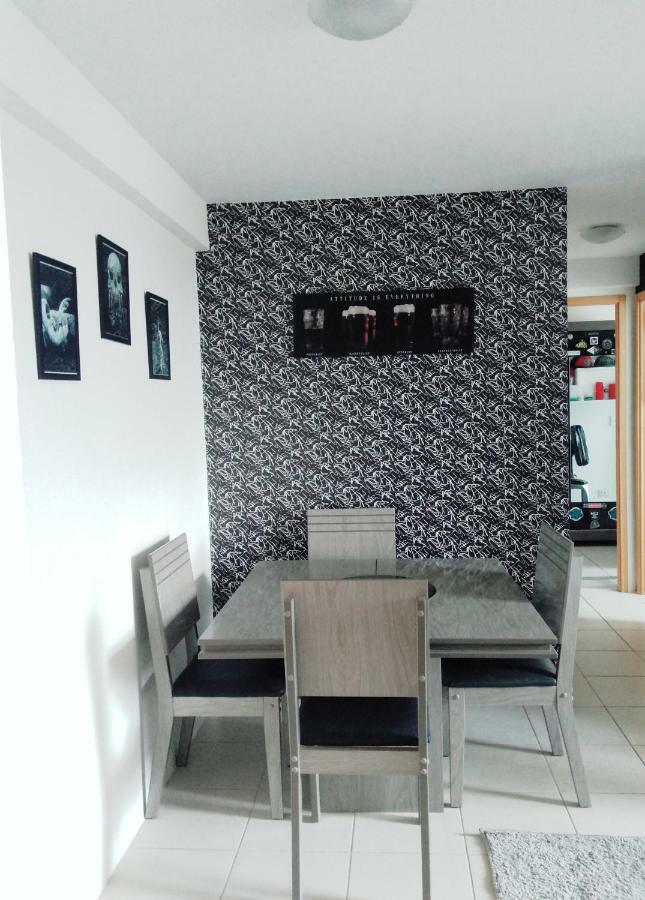 Apt Alto Padrao Todo Mobiliado E Decorado Em Cond. Fechado Apartamento Maceió